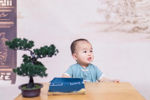 抚顺三个月宝宝抬头不稳